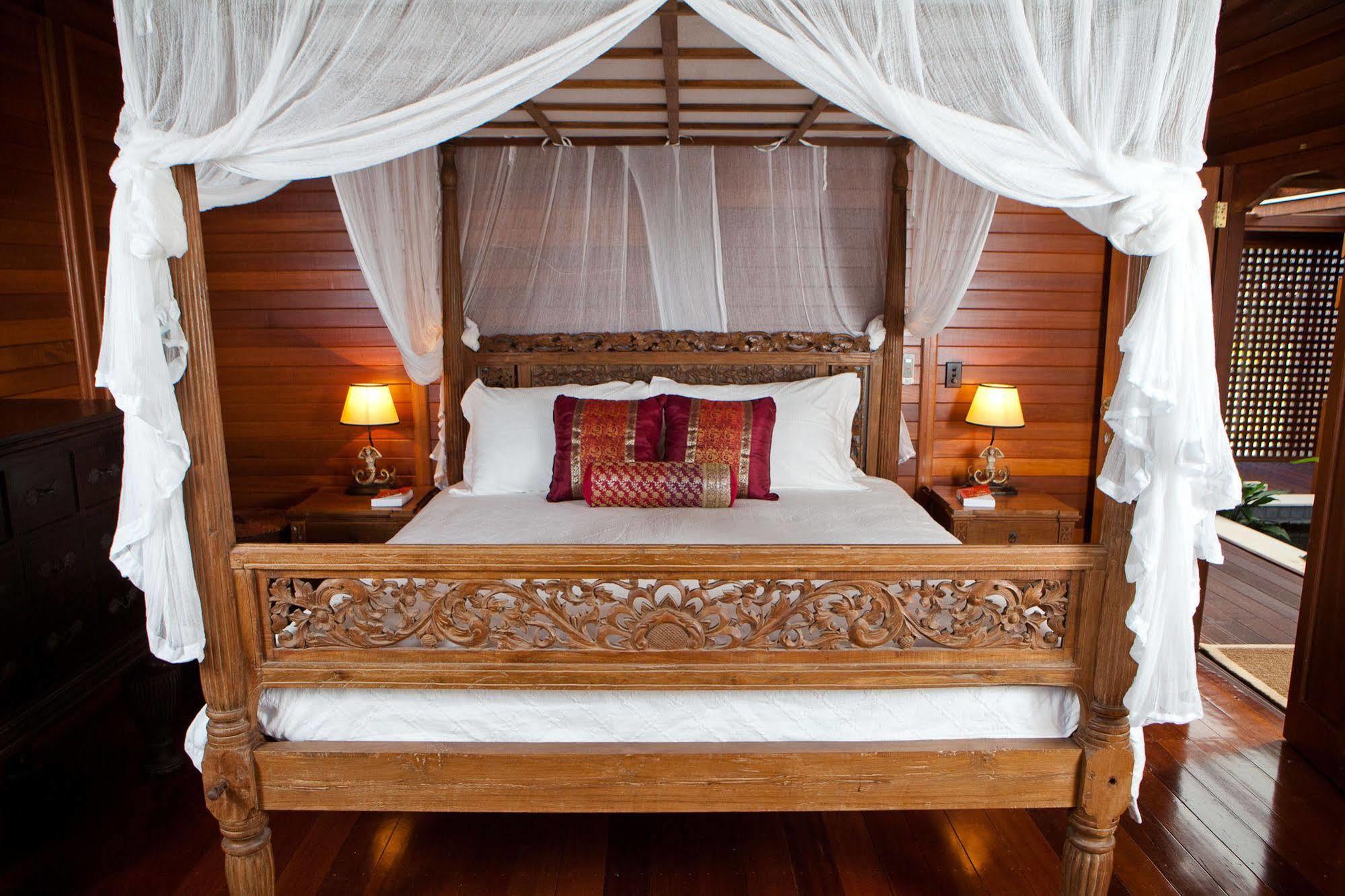 Makepeace Island Hotel Noosa North Shore Екстериор снимка