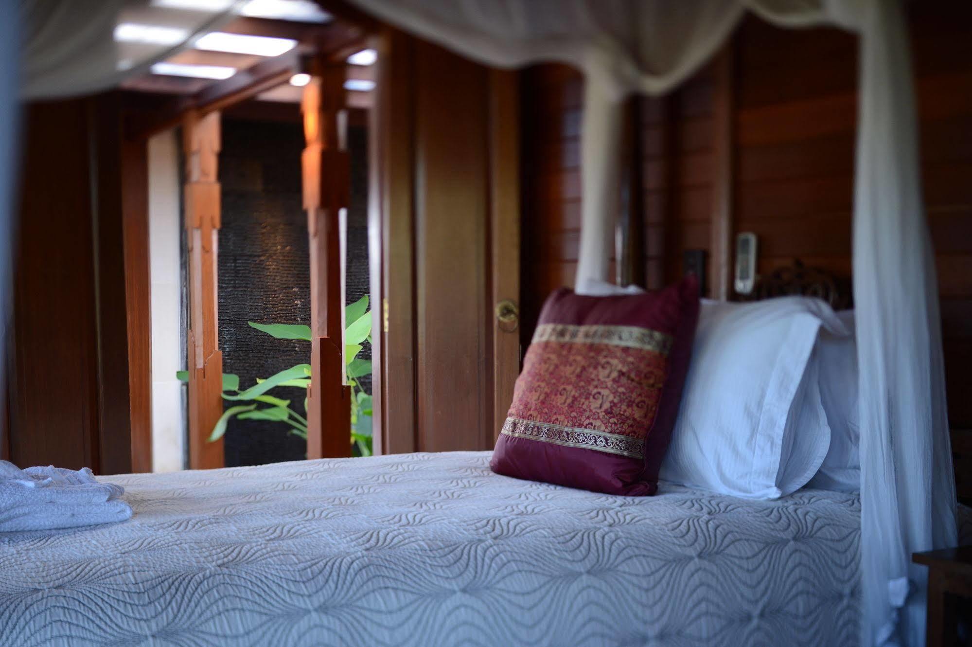 Makepeace Island Hotel Noosa North Shore Екстериор снимка