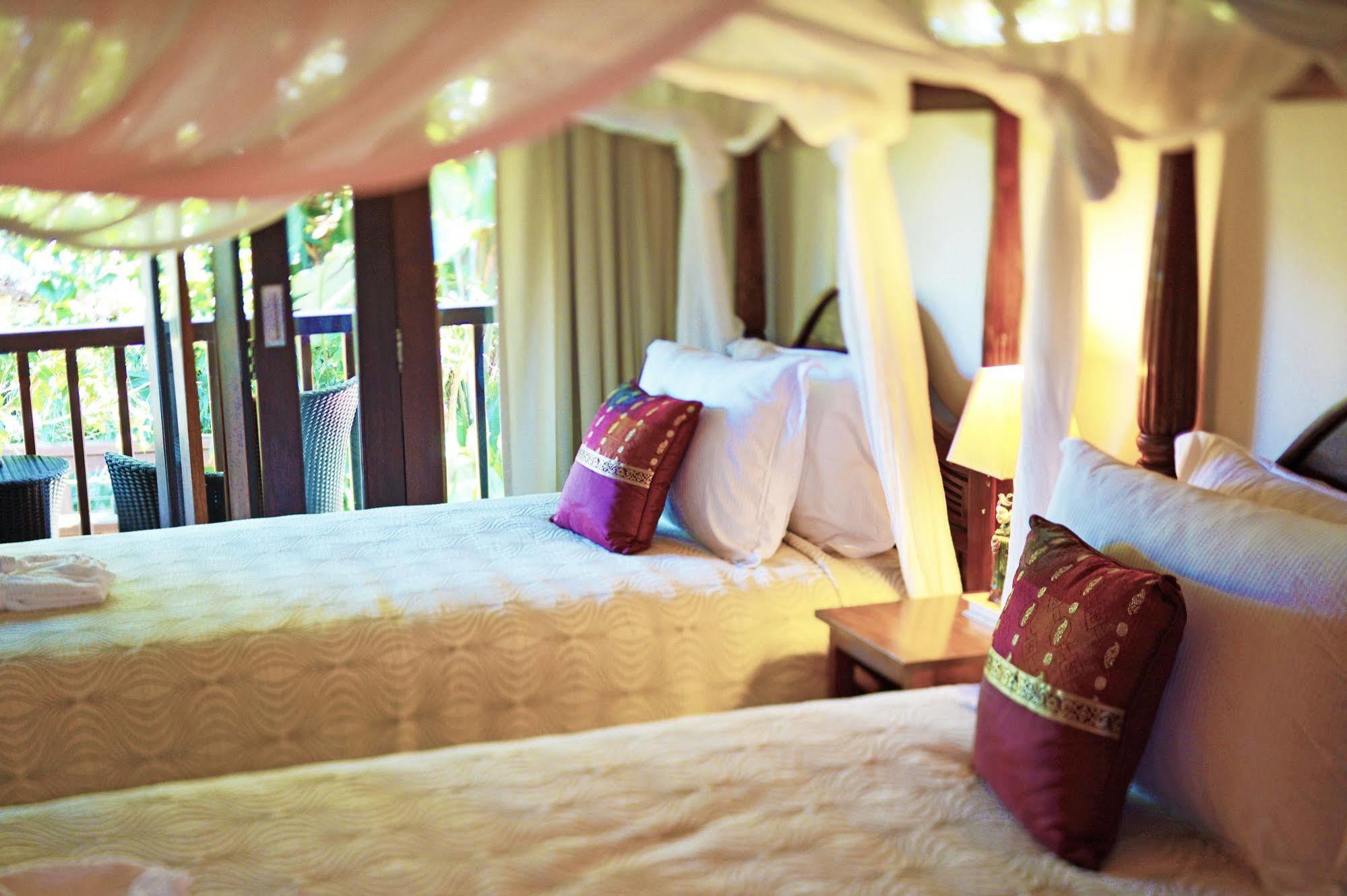 Makepeace Island Hotel Noosa North Shore Екстериор снимка